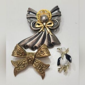 Vintage Winter Christmas Brooch Lot Angel Penguin Bow Costume Jewelry Pin silver
